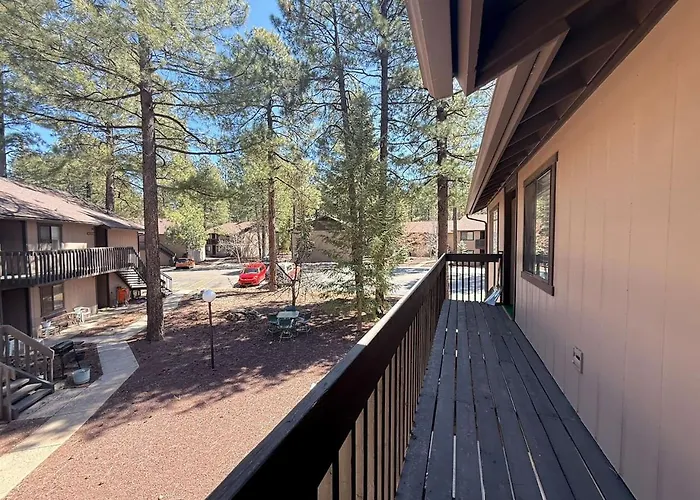 Sports Village, 2 Bedroom 1 Ba, Sleeps 4, Fireplace *