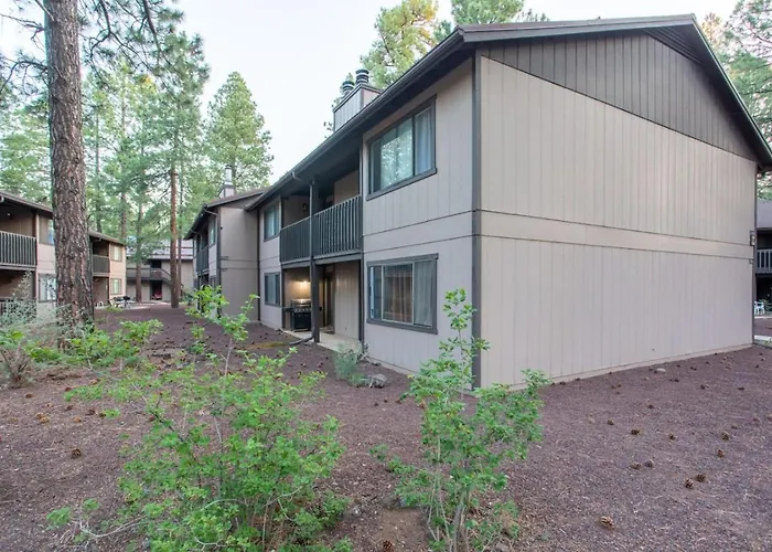 Sports Village, 2 Bedroom 1 Ba, Sleeps 4, Fireplace Holiday home Indian Pine